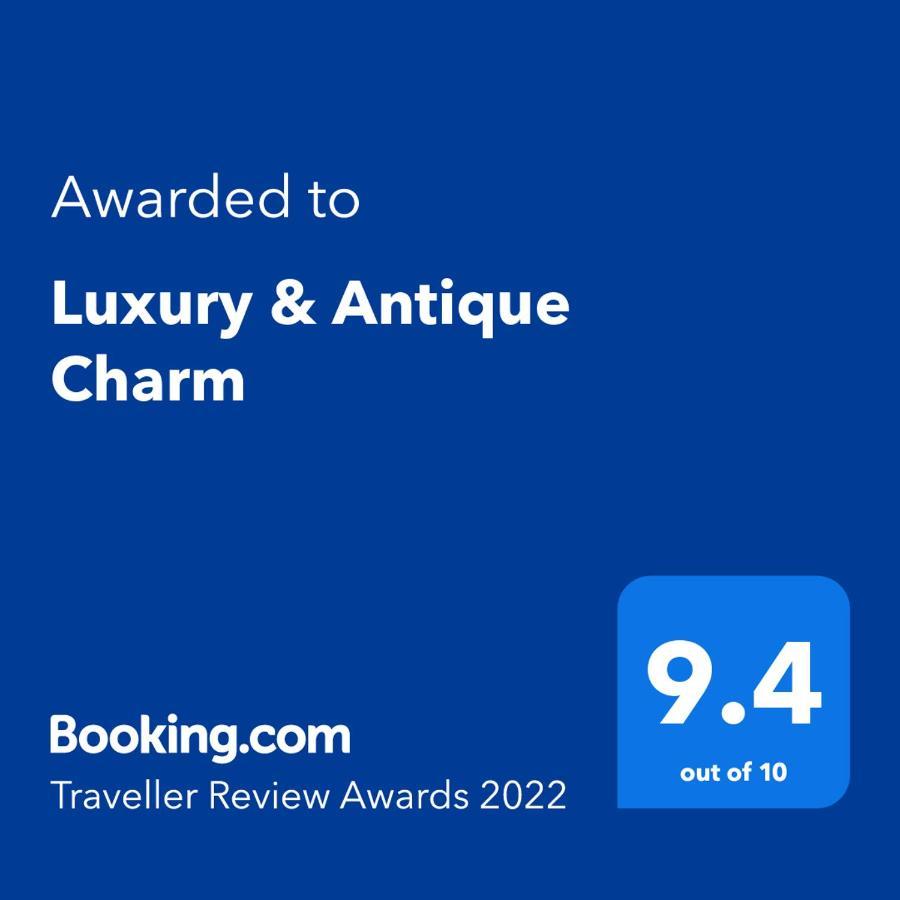 Apartamento Luxury & Antique Charm Budapest Exterior foto